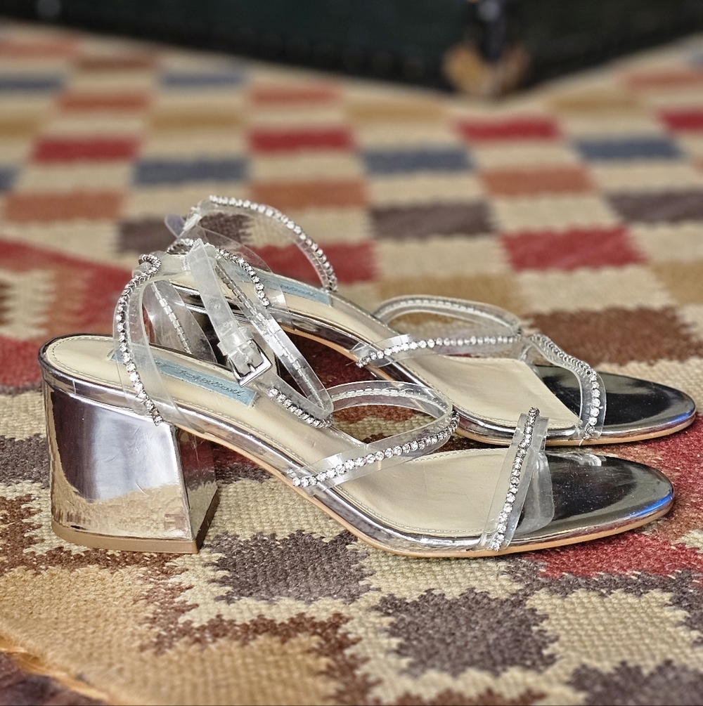 Blue By Betsey Johnson Metallic Silver Block Heel Strappy Rhinestone Sandals